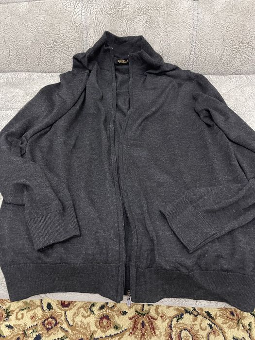 Продам свитера фирменные