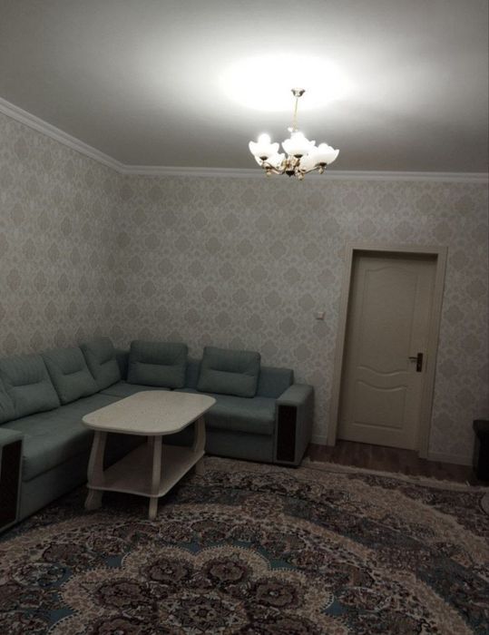 Продажа 3 хона 4 етаж 9етажл 
Қора қамиш 2/5
Бакон 1*7 кв 70