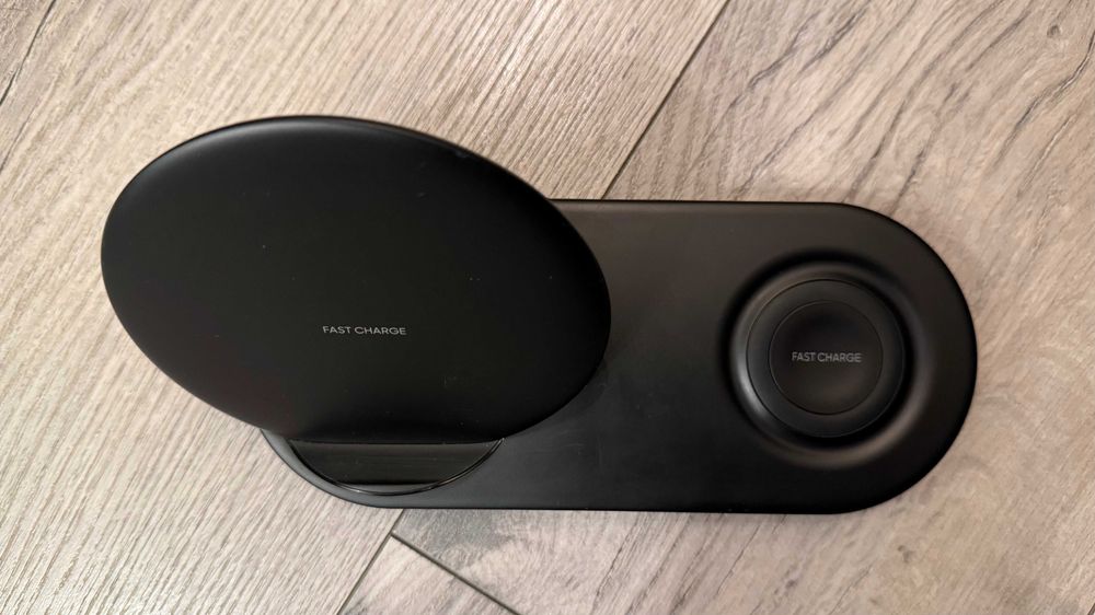 Samsung Wireless Charger Duo, Negru, EP-N6100TBEGWW