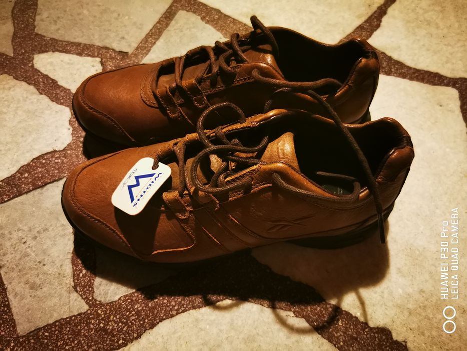 Детски маратонки Reebok(естествена кожа), номер 37, чисто нови