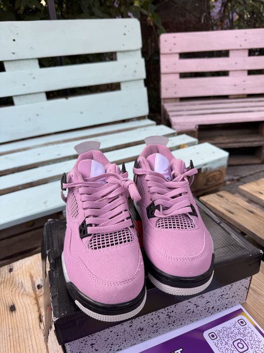 Nike Jordan 4 orchid (marimi: 36,37,5)