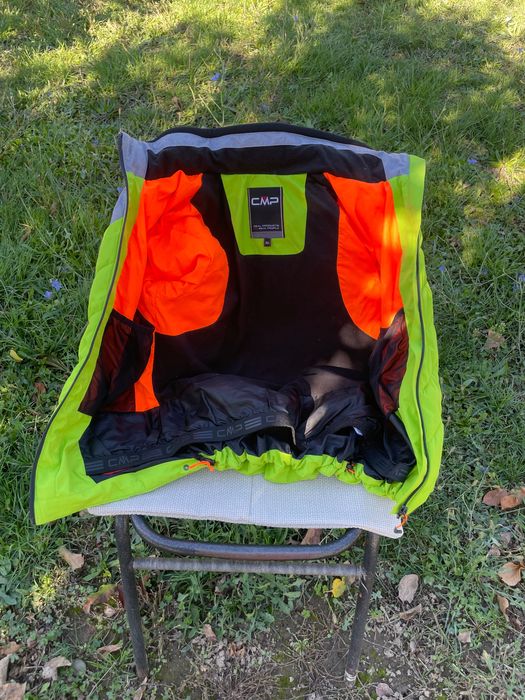 Cmp детско яке за ски или за зимата размер 152. Водонепромокаемо.