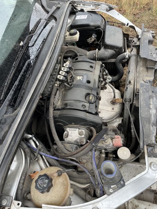Кола на части Peugeot 307 1.6