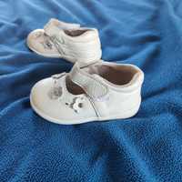 Pantofi fetita albi piele marimea 20