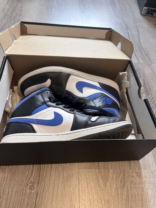 Air Jordan 1 Mid - 42,5 номер Оригинални!