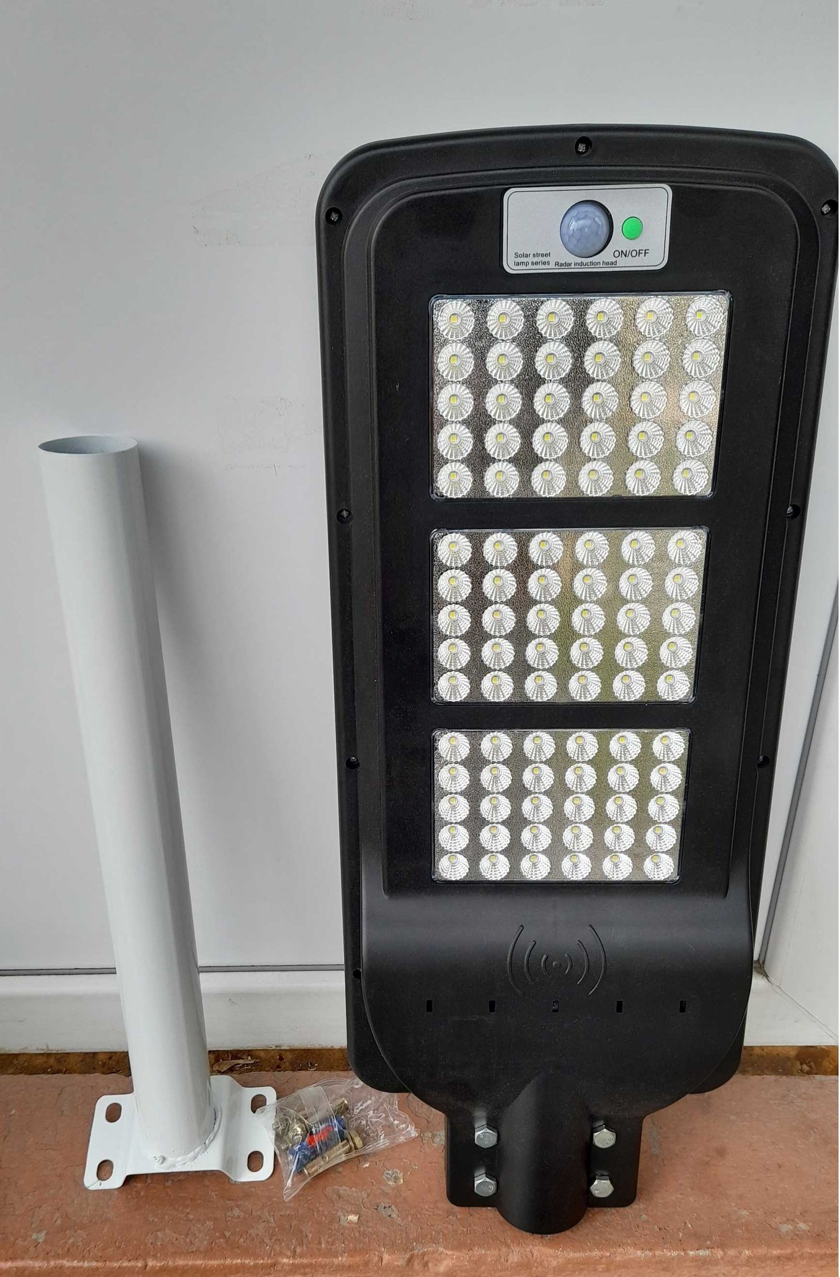 Lampa Solara Stradala led 300W senzor miscare telecomanda teava fixare