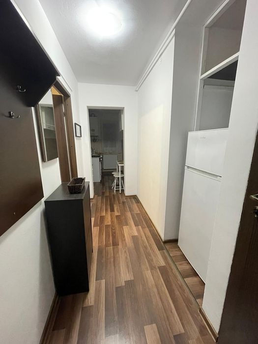 Închiriez apartament 2 camere – etaj 3, Dambu Pietros.