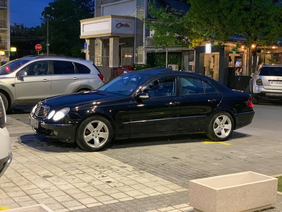 Mercedes  W211 3.2CDI-цял на части