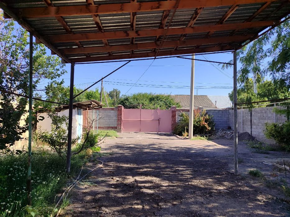 Продается дом в залинии барачного типа