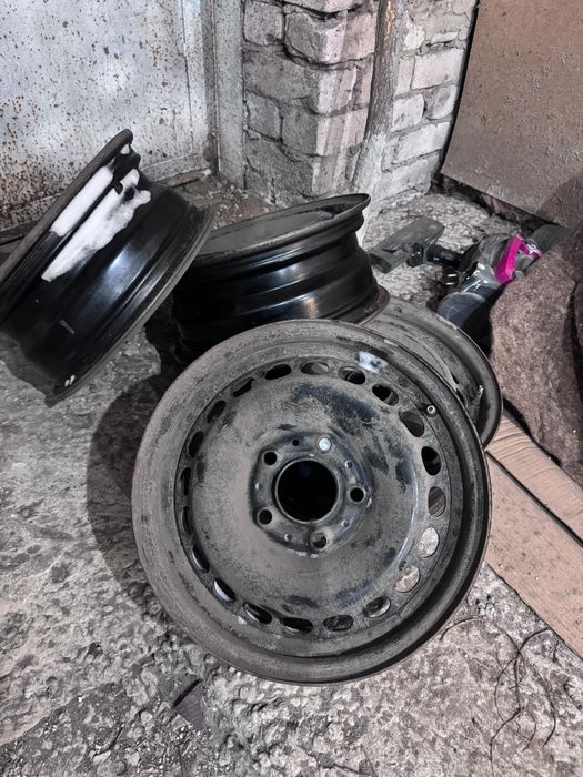 Диски на бмв r15 5x120