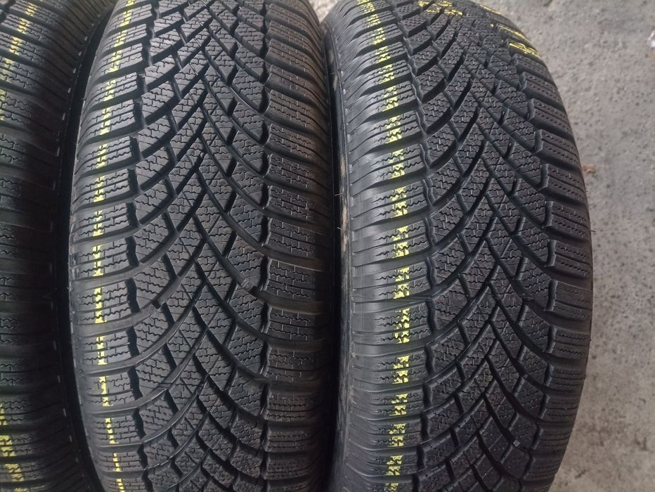 4 anvelope de iarna ca noi Bridgestone 215/65 R17 dot 2421