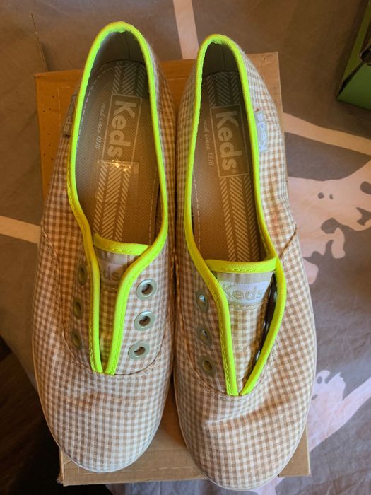 Дамски спортни обувки Keds