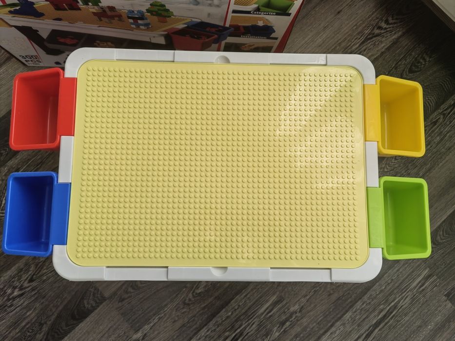 Маса за конструктор