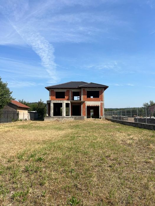 Casă de vânzare – Ineu de Cris, Bihor – 220 m², teren 2000 m²