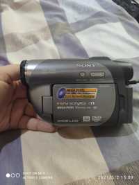 Видеокамера Sony Handycam DCR-DVD-755