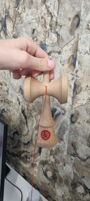 Kendama Europe cu balance hole