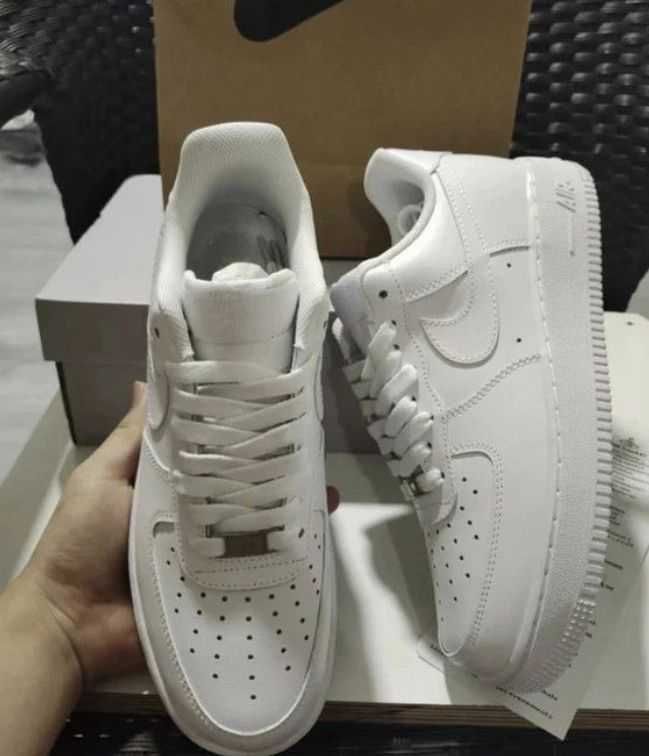 Nike Air Force 1 Low '07 Alb Mărimea 40