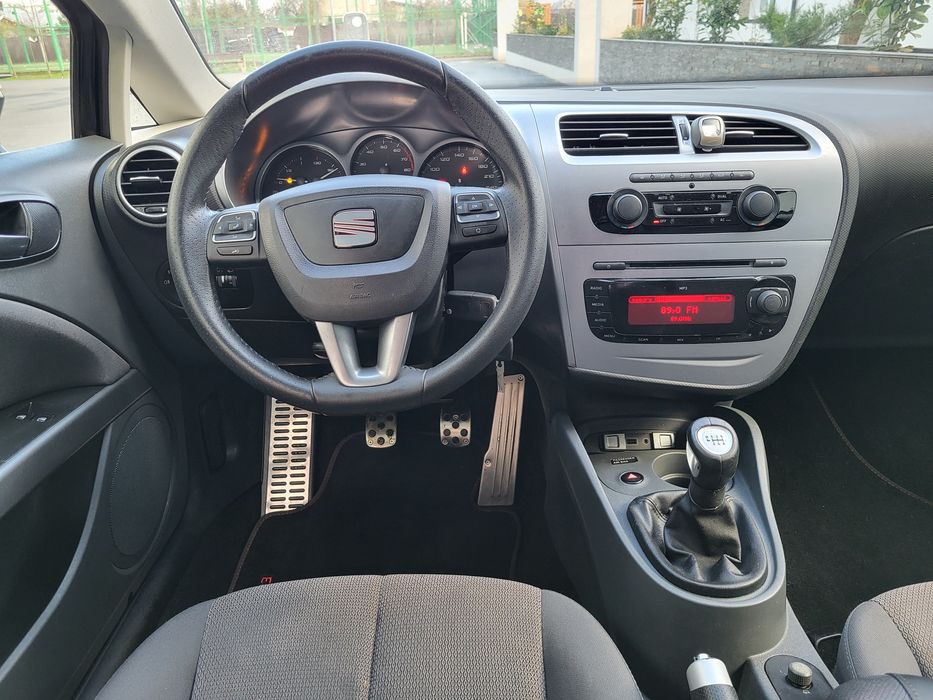 Vand Seat leon. Comenzi volan. Climă. Jante. Pilot. Leduri