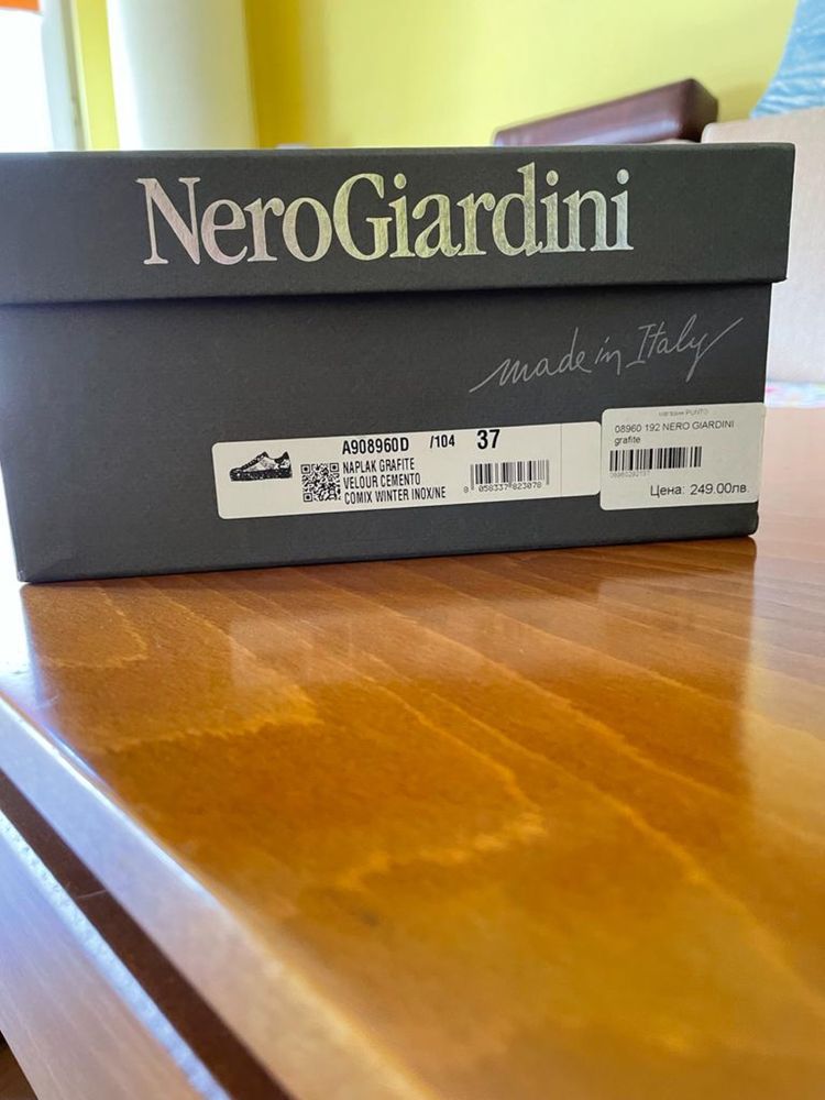 Nero Gardini обувки