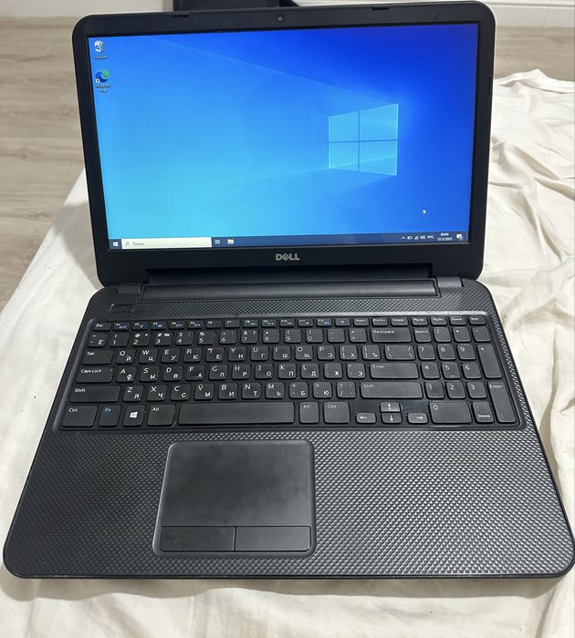 Ноубук Dell Inspiron 3537
