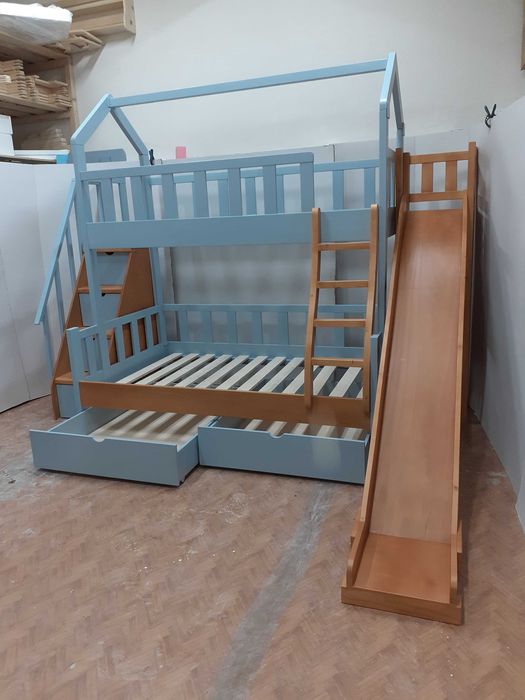 TRANSPORT GRATUIT.Pat etajat cod 3505A