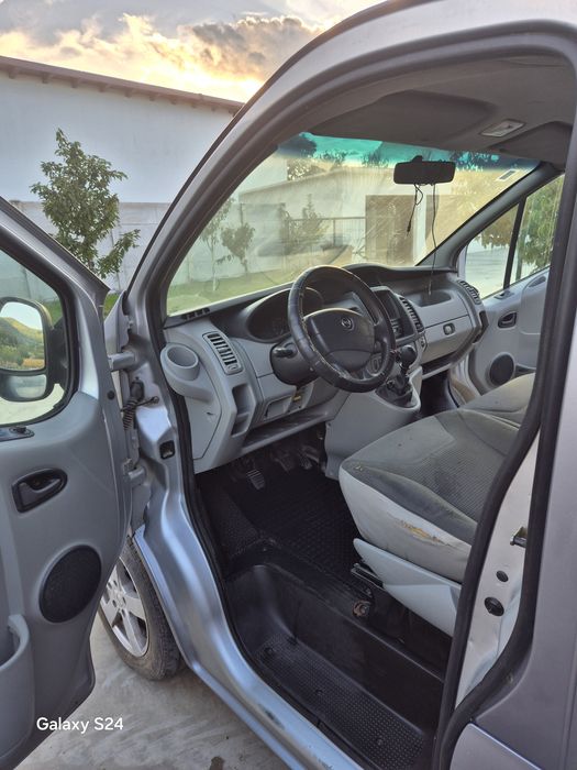 Opel Vivaro 2011