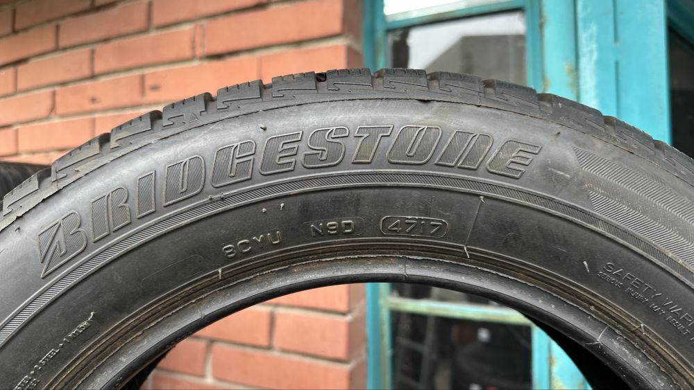 Продавам 4бр. Зимни гуми 175/65/15 Bridgestone
