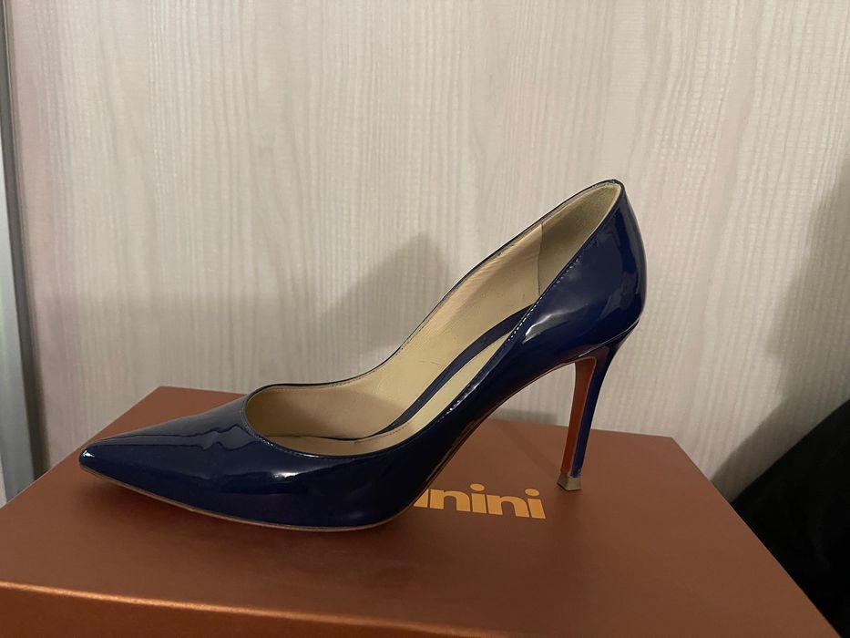 Обувь женская кожанная