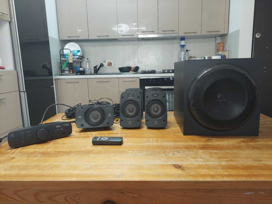 Boxe Logitech 5.1 Z906, 500W RMS(descriere!)