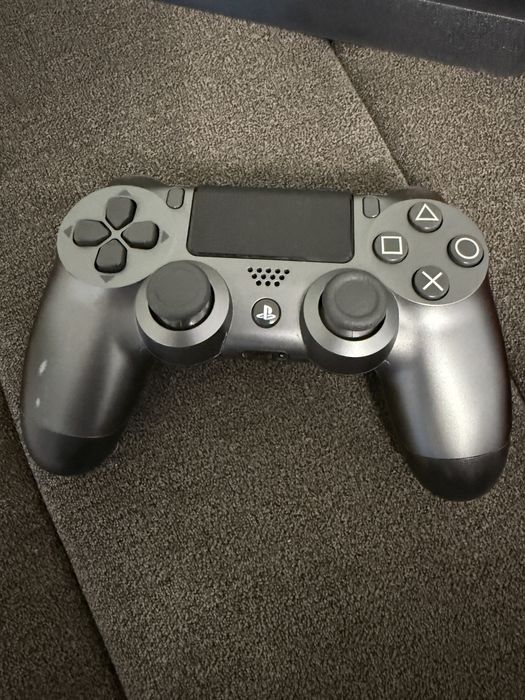 PS4 Slim Days of Play