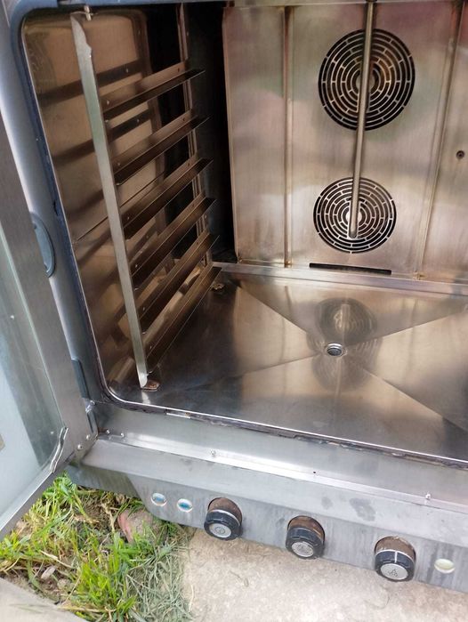 Cuptor convectomat de patiserie electric Unox  6 tavi  60/40cm 380v
