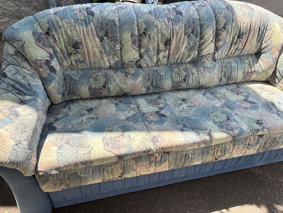 Canapea extensibila si 2 fotolii