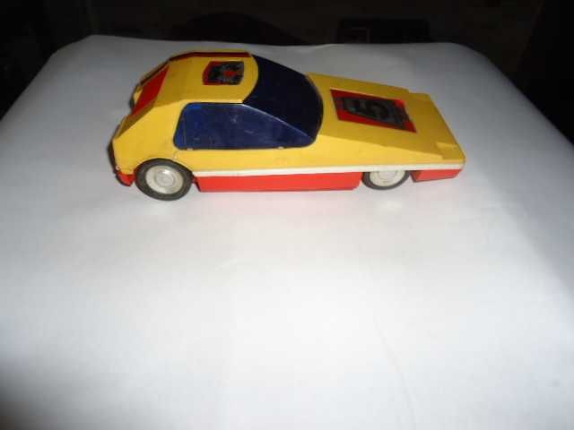 Просто машина гоночная(СССР)