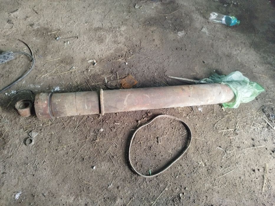 Цилиндр подъема кузова