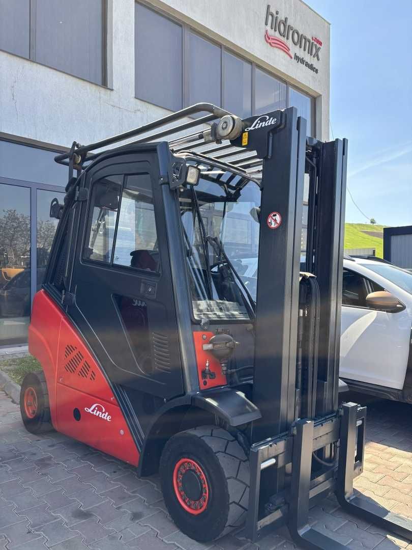Stivuitor - Motostivuitor Linde Evo H25T-01 Cabină An fabricație 2012