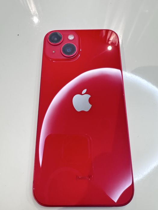 Продавам Iphone 14 128 GB Red
