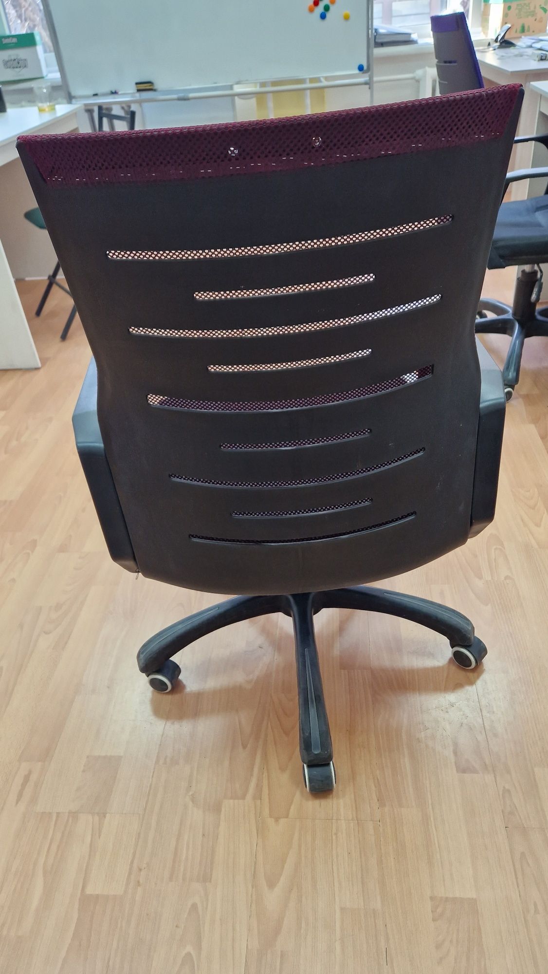 Офисные кресла со скидкой