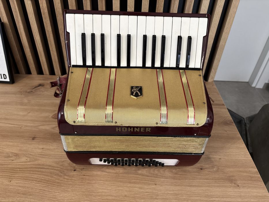 Acordeon Hohner Starlet cu 40 de basi