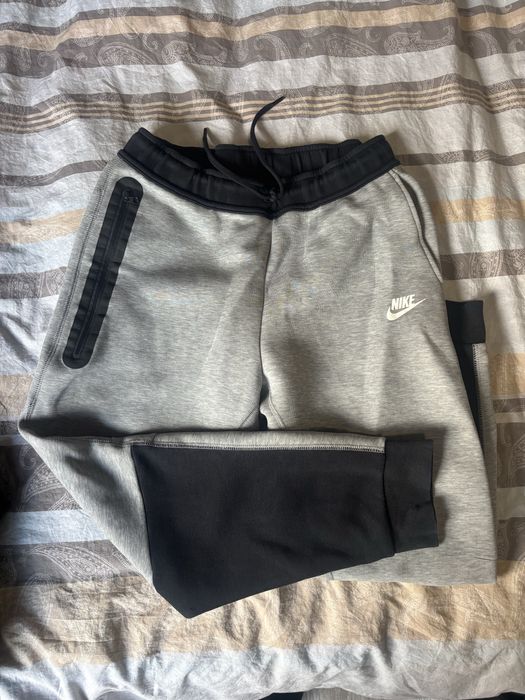 Оригинален детски екип Nike tech flace