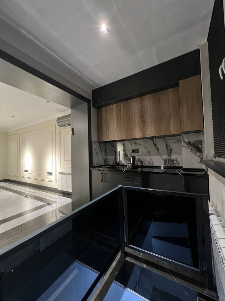 Ц13 Labzak Коммерческое помещение, 110м2. Евроремонт. Первая линия