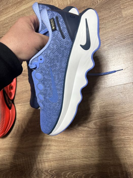 Adidasi nike nr 42,5