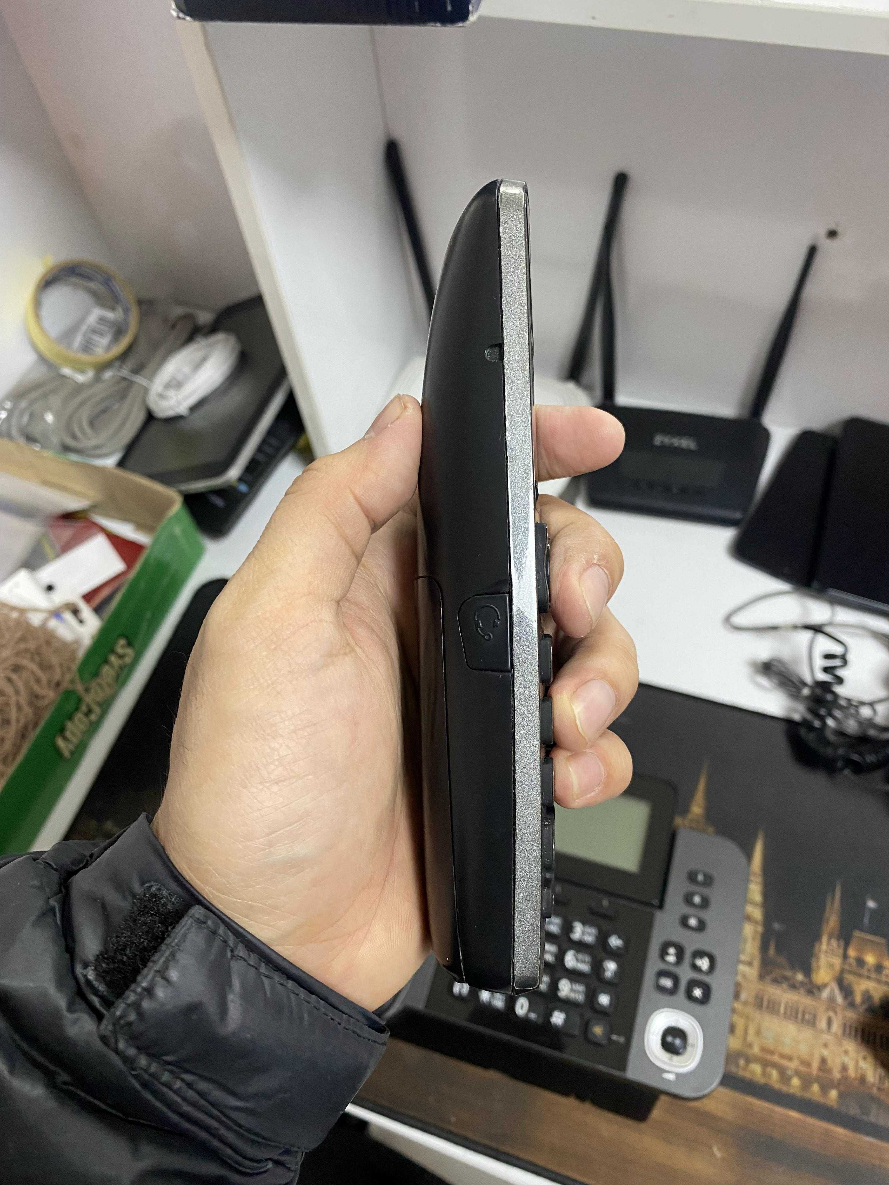 Panasonic KX-TGF320 radiotelefon srochno