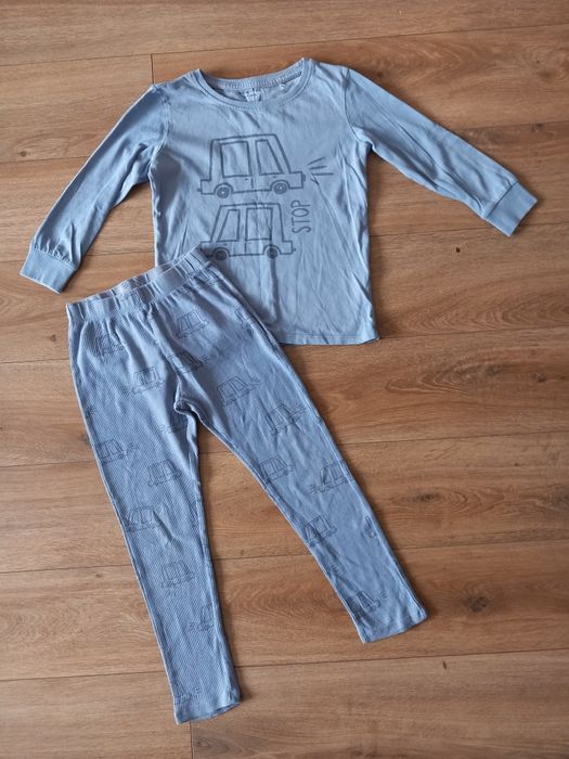 Pijama baiat 110/116 Reserved