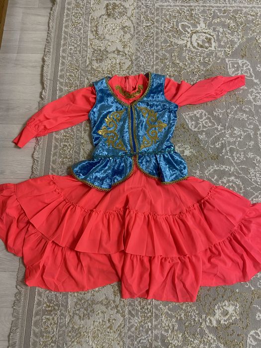 Детские новогодние костюмы/платья