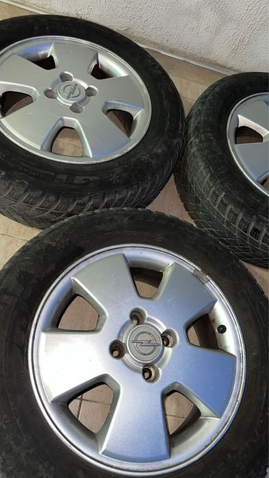 Гуми с джанти 15