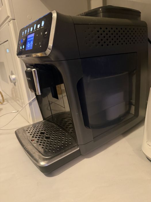 Expresor Automat Philips seria 5500/15Bar/12 bauturi-late Go