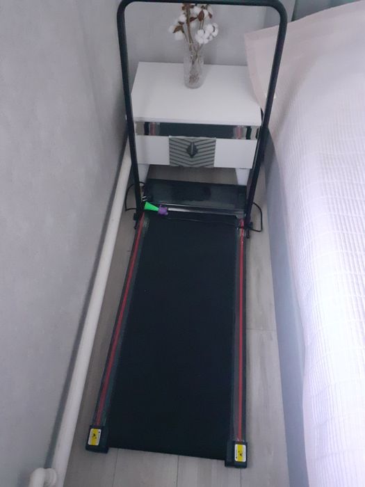 Продам беговую дорожку