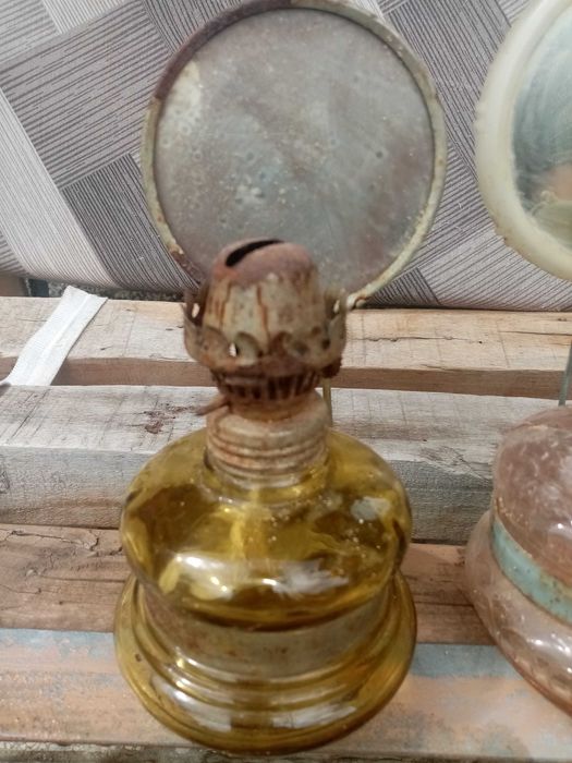 Стари вещи на цени по договаряне