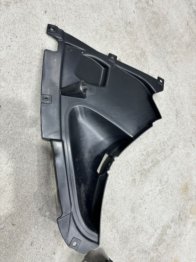 Предна кора на подкалник Bmw F30 F31 F32 F34