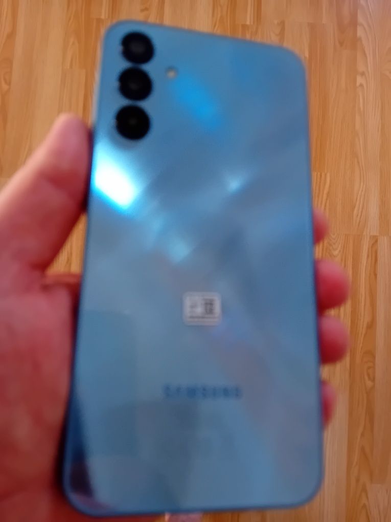 Vând telefon a15 samsung